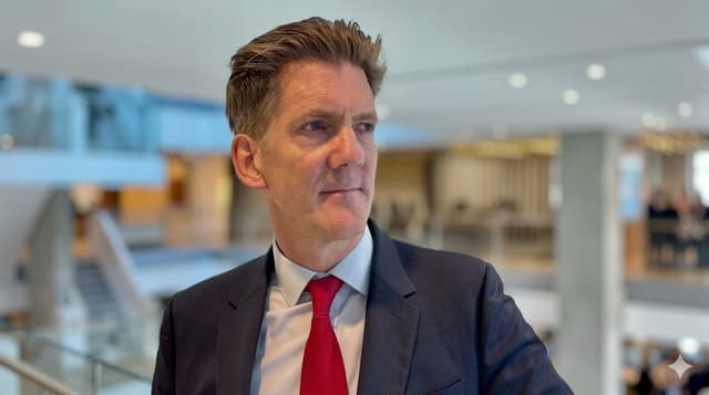 RBA warns of stagflation risk amid oil crisis