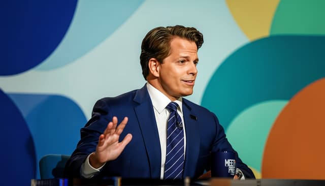 Scaramucci backs Saylor Bitcoin yield amid 2028 tease