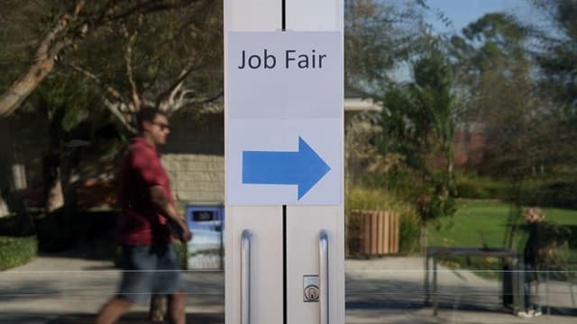 US Continuing Claims Fall to a Nearly Two-Year Low