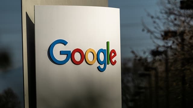 Chip Selloff Deepens After Google Memory Touts Breakthrough