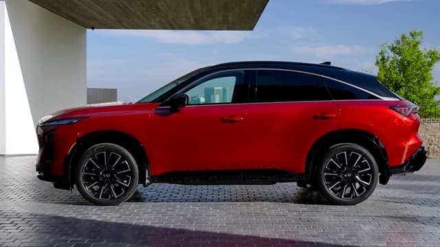 Infiniti's Comeback Bet