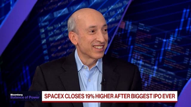 Gensler Flags Risks in SpaceX Debut