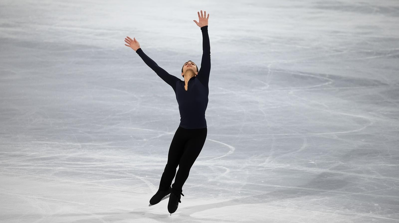 US figure skater Naumov reaches Olympics after family tragedy