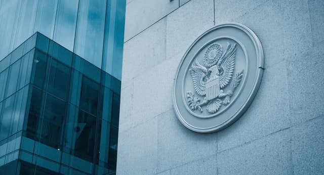 Peirce hits SEC over crypto wallet broker rules