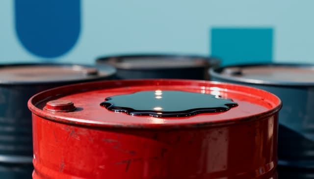 Hyperliquid sees $991M oil bets amid Iran tensions